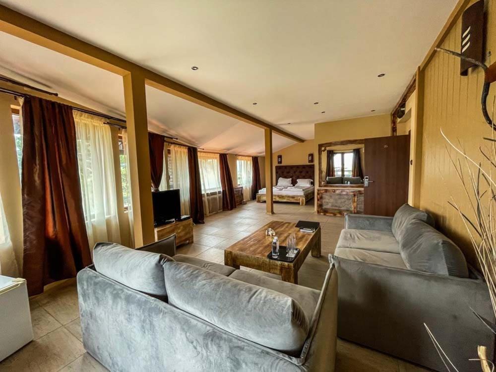 Complex Katalina Hotel Tsigov Chark Ngoại thất bức ảnh